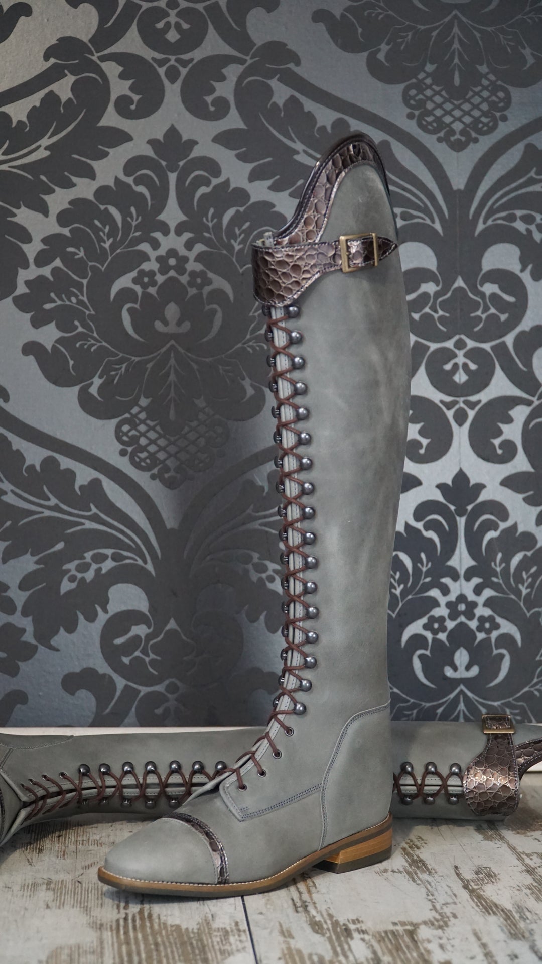 Riding boots model Habanero with lacing - grey suede