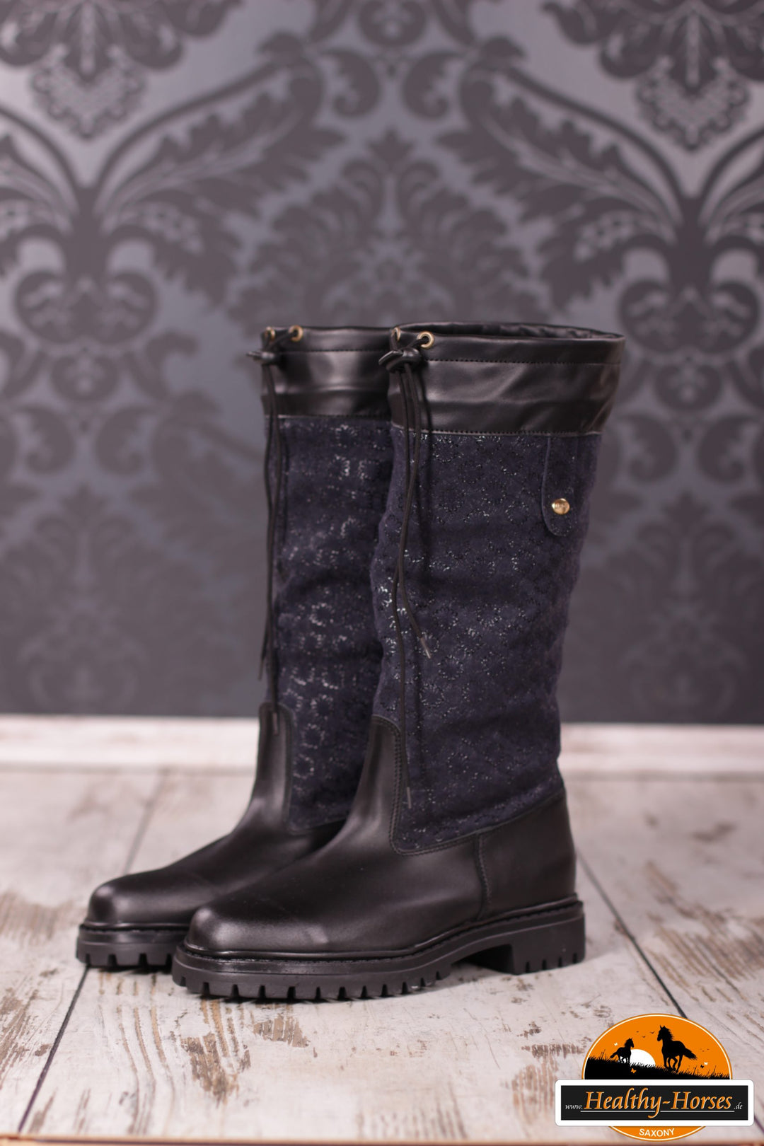 Outdoor boots with Gore-Tex lining waterproof - Black