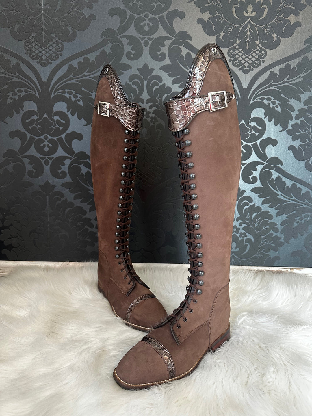 Reitstiefel Modell Habanero mit Schnürung - Braun Wildleder