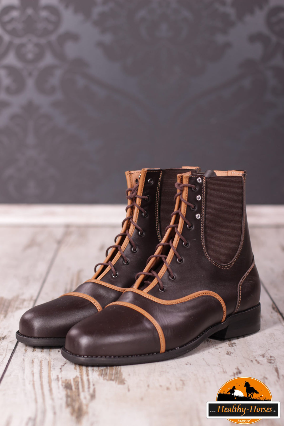 Lace-up ankle boots - Brown