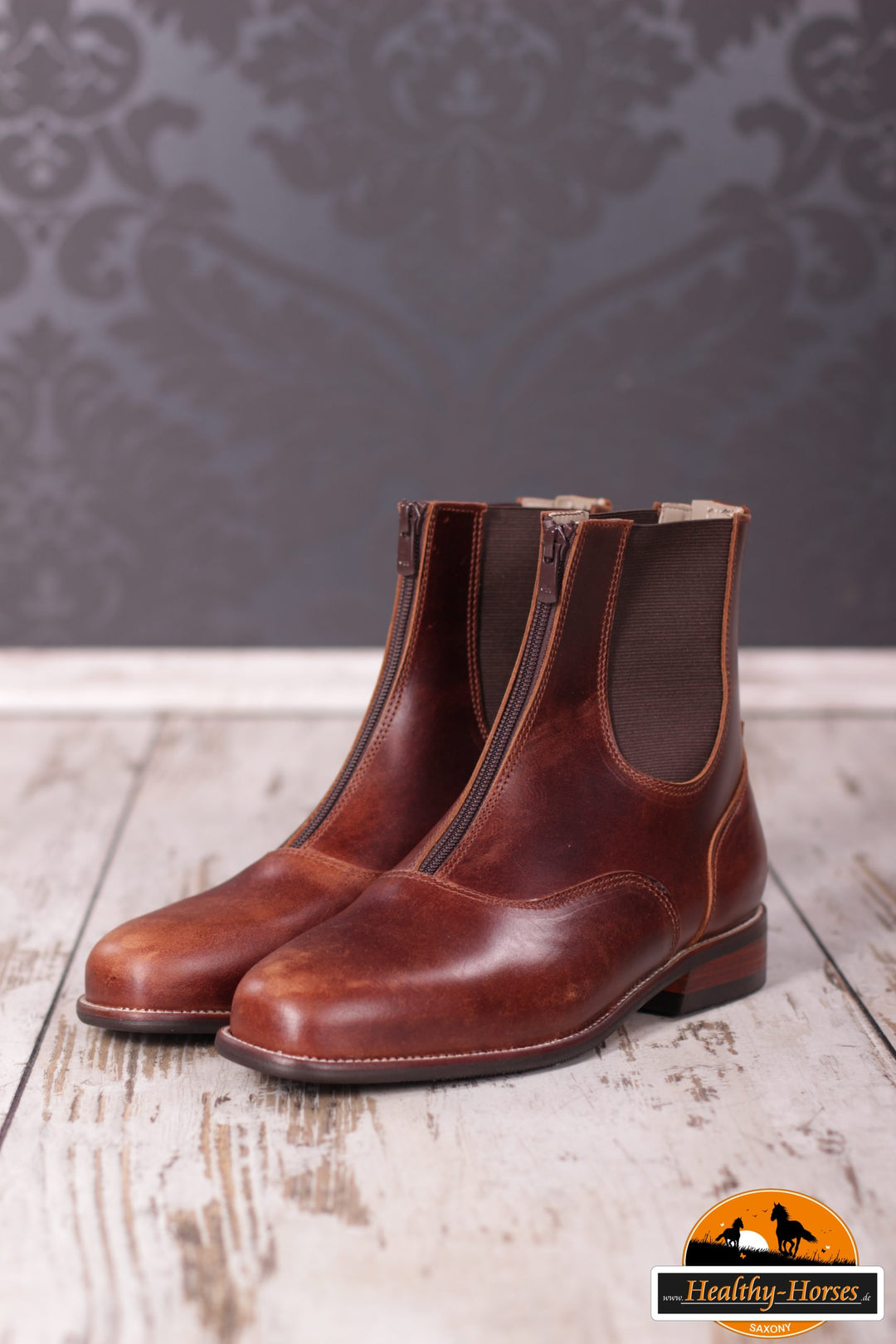 Ankle Boots with Zipper - Brown