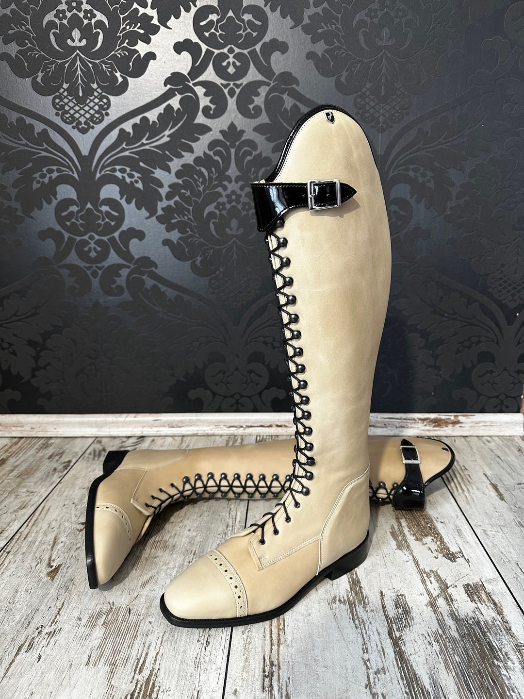 Riding boots model Habanero with lacing - sand beige