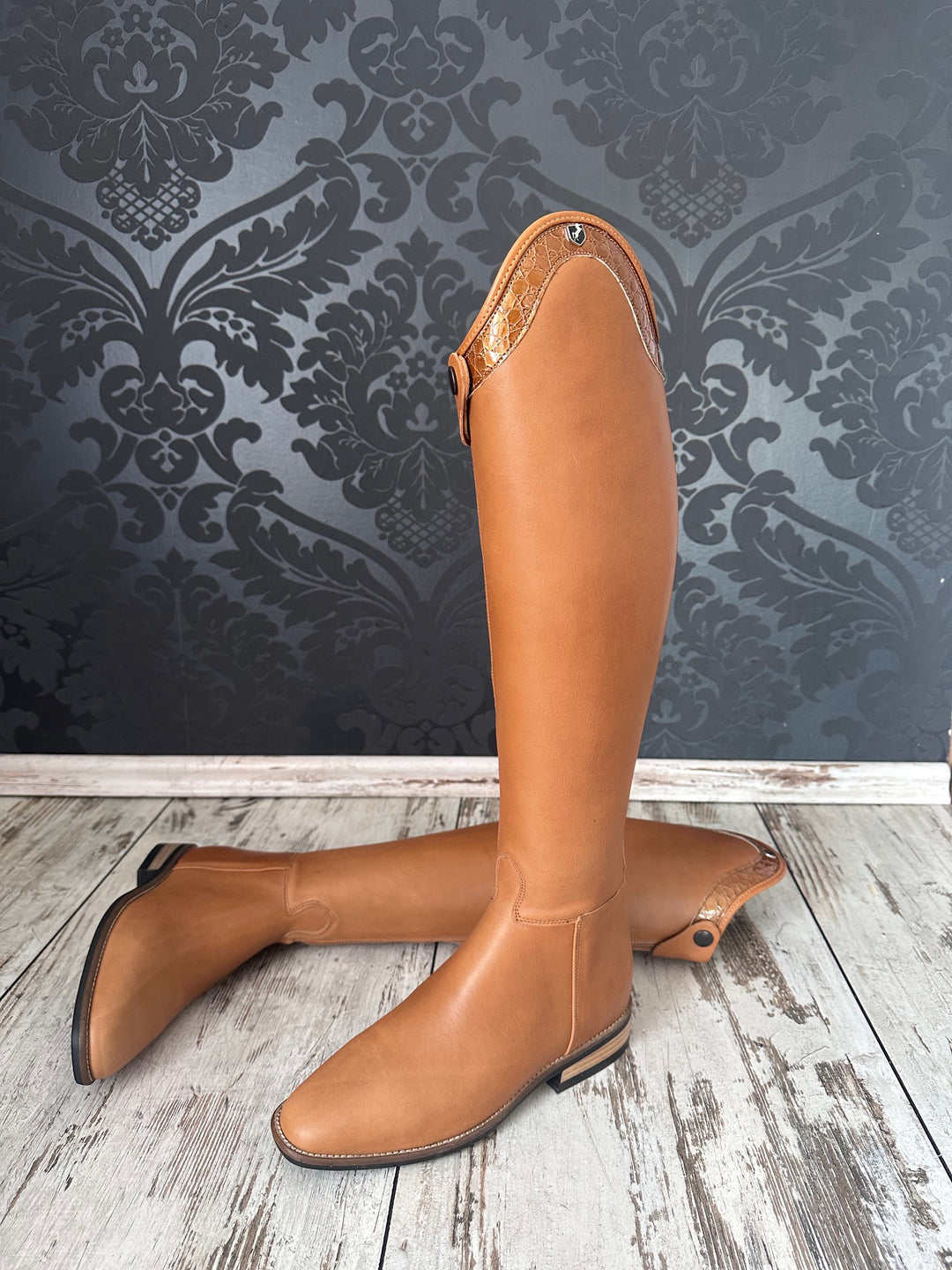 Reitstiefel Modell Classico - Hellbraun Cocnac Krokolackoptik