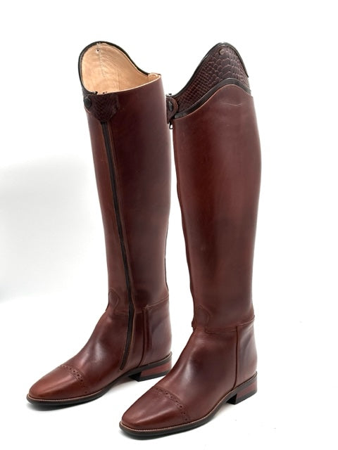 Reitstiefel Modell Classico - Braun mit Prägung und Lack